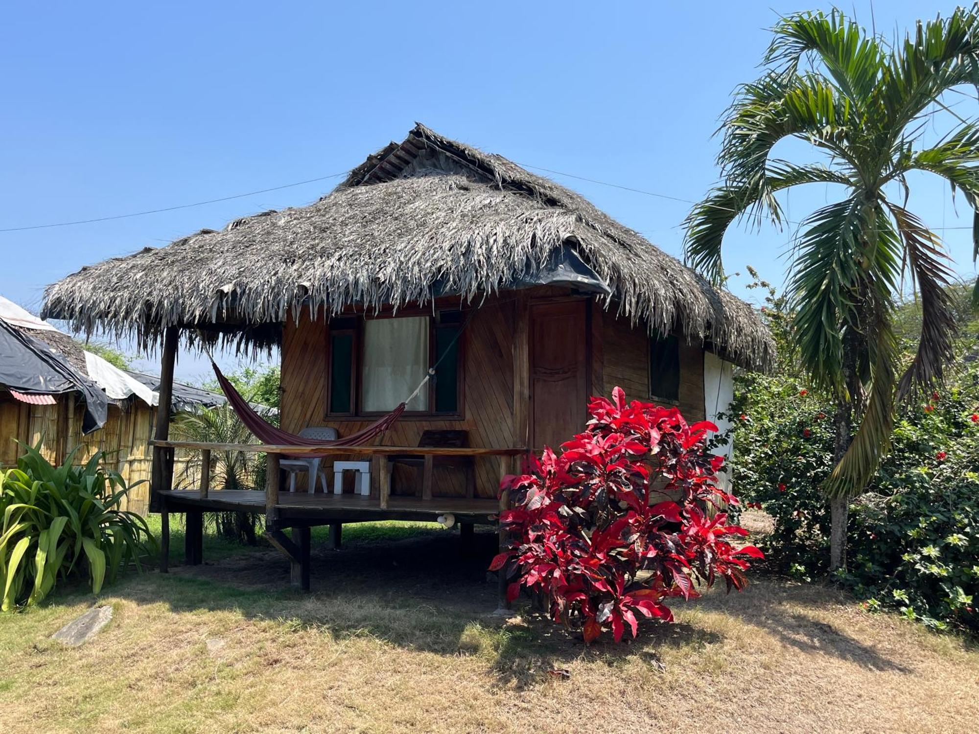Kamala Surf & Backpacker Hostel Montañita Exteriör bild